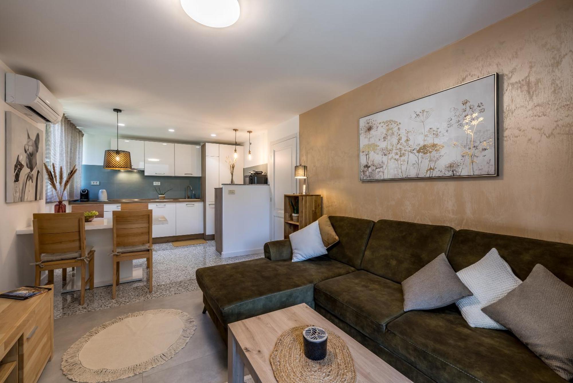 Olive Shade - Apartment Near The Beach Split Buitenkant foto